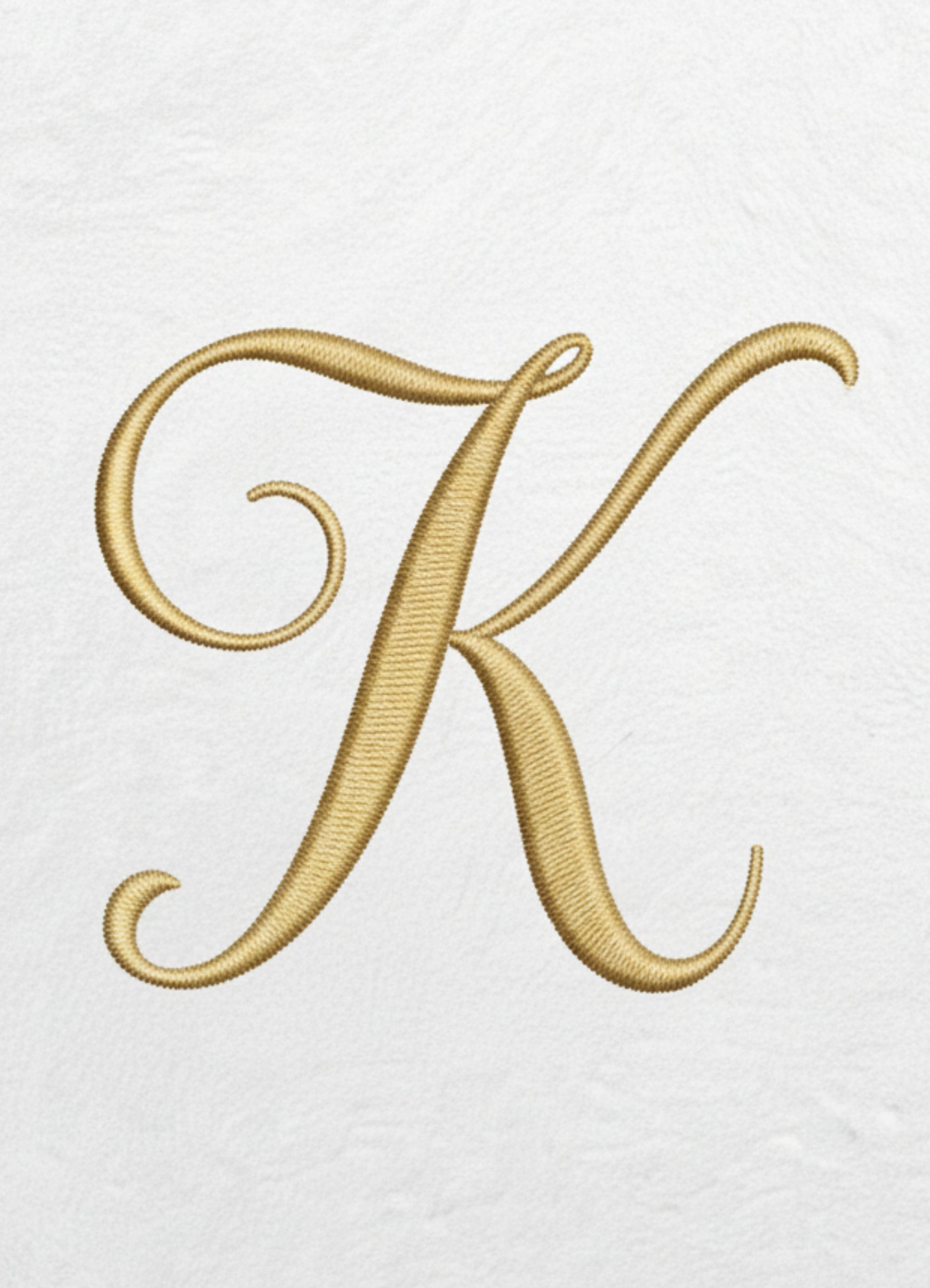 LETRA INICIAL | BORDADA