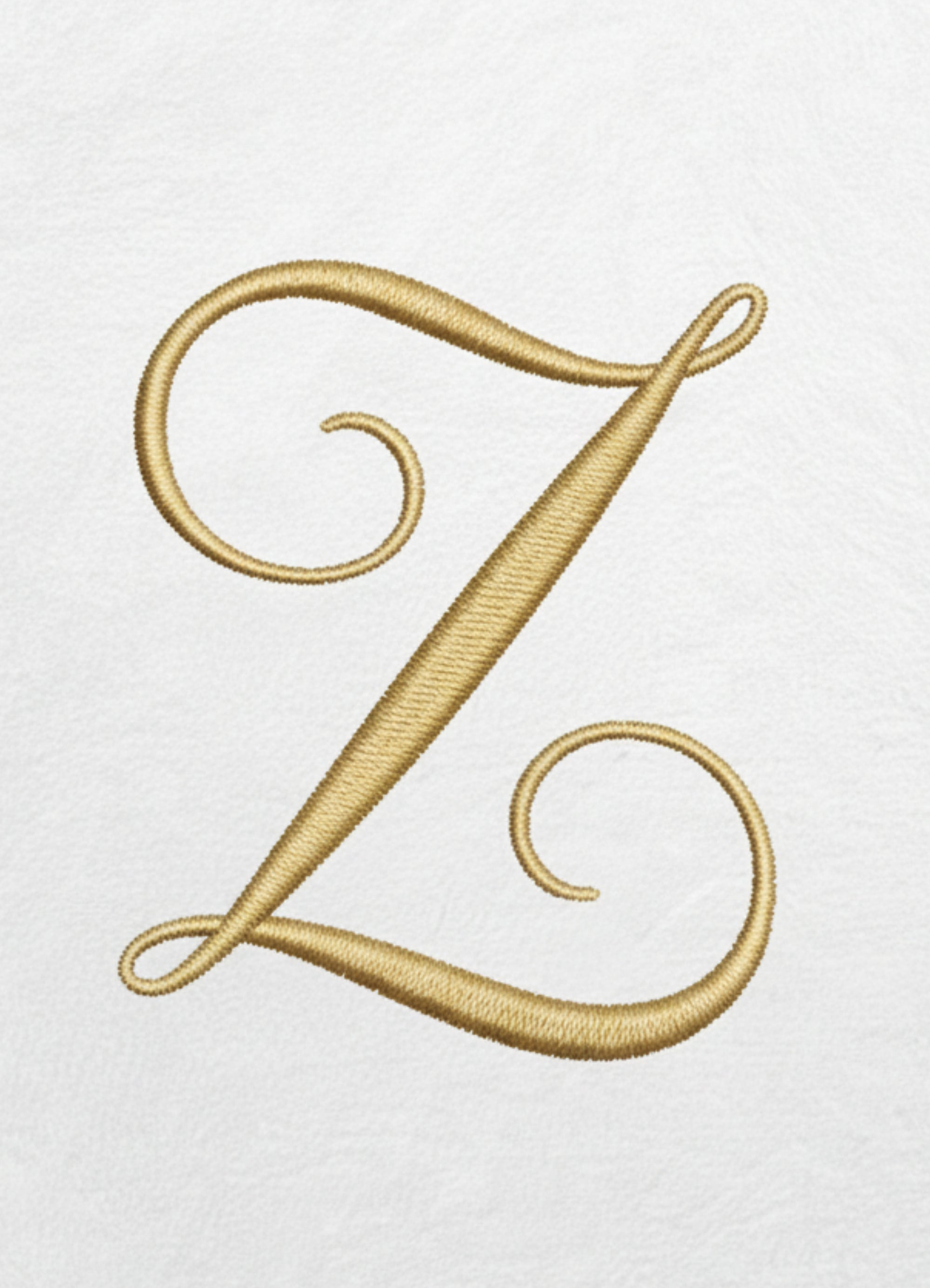 LETRA INICIAL | BORDADA